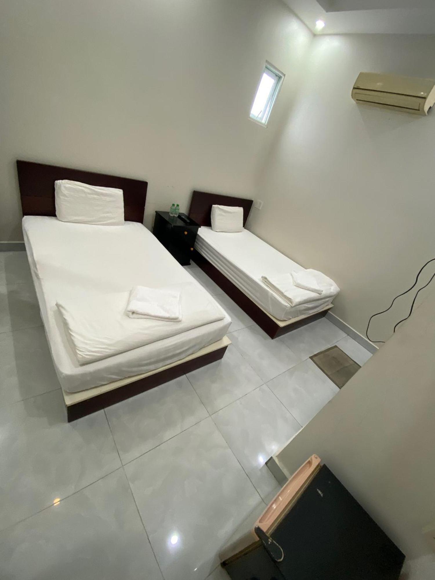 Phong Lan Guesthouse Chau Doc Exterior foto