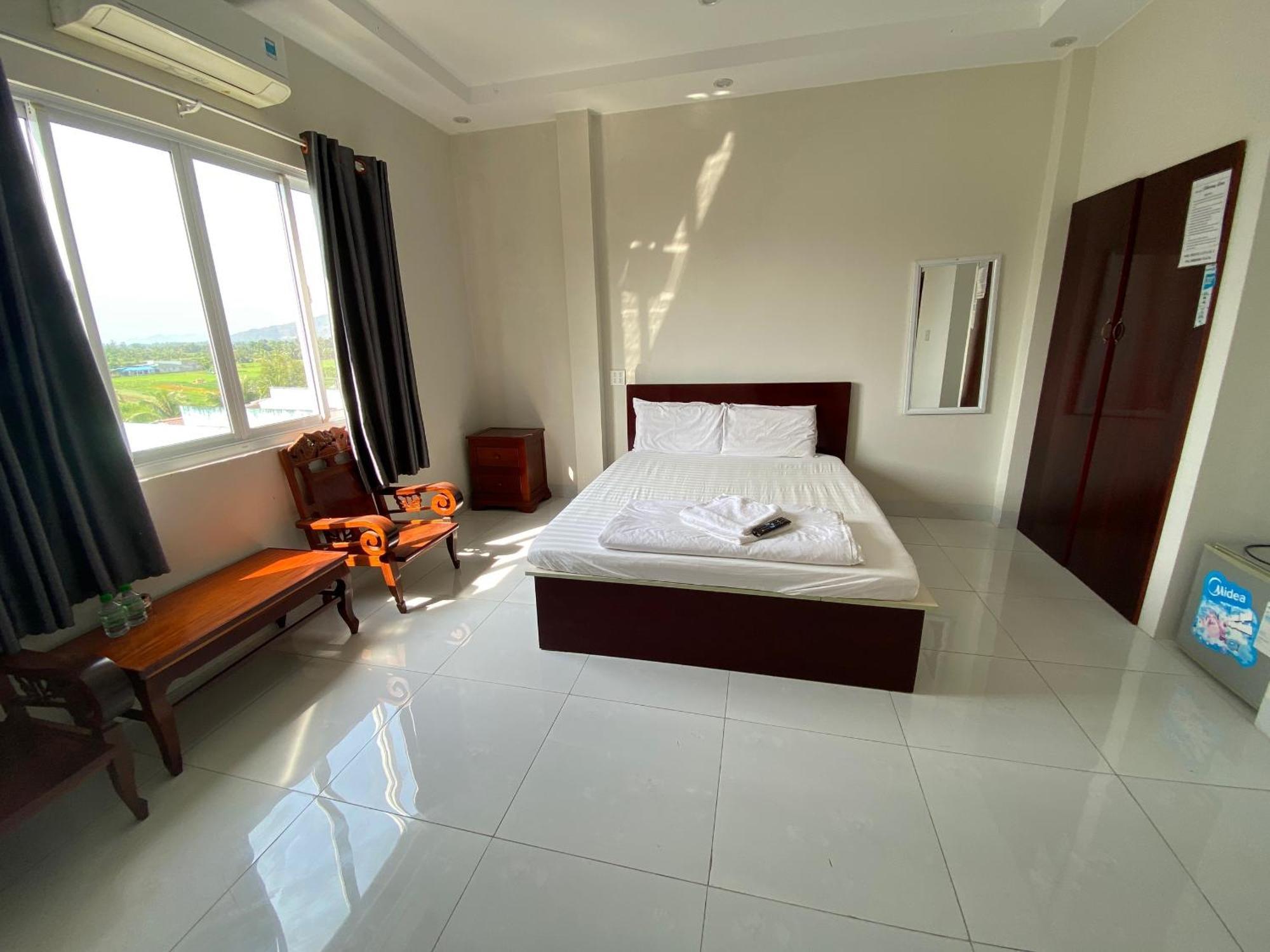 Phong Lan Guesthouse Chau Doc Exterior foto